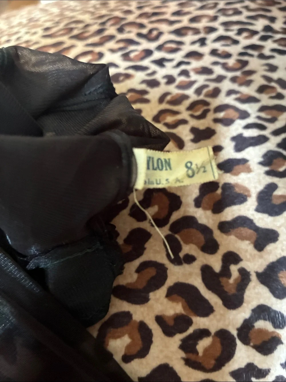50’s Vintage Black Sheer Gloves
